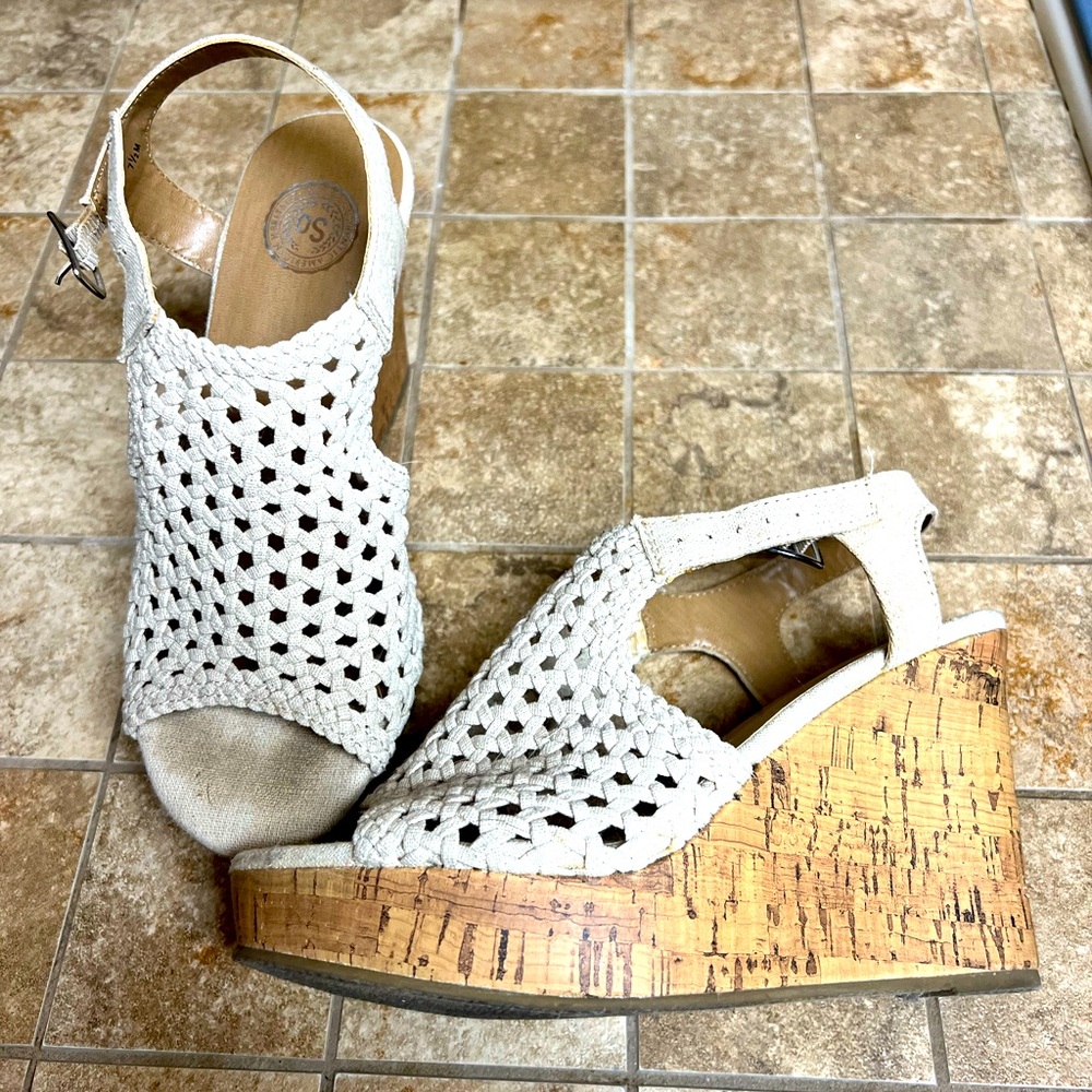 7 1/2 M women’s SO cork wedge heels